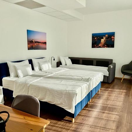 Rooftop City Residence With Deep Garage Budapeste Exterior foto